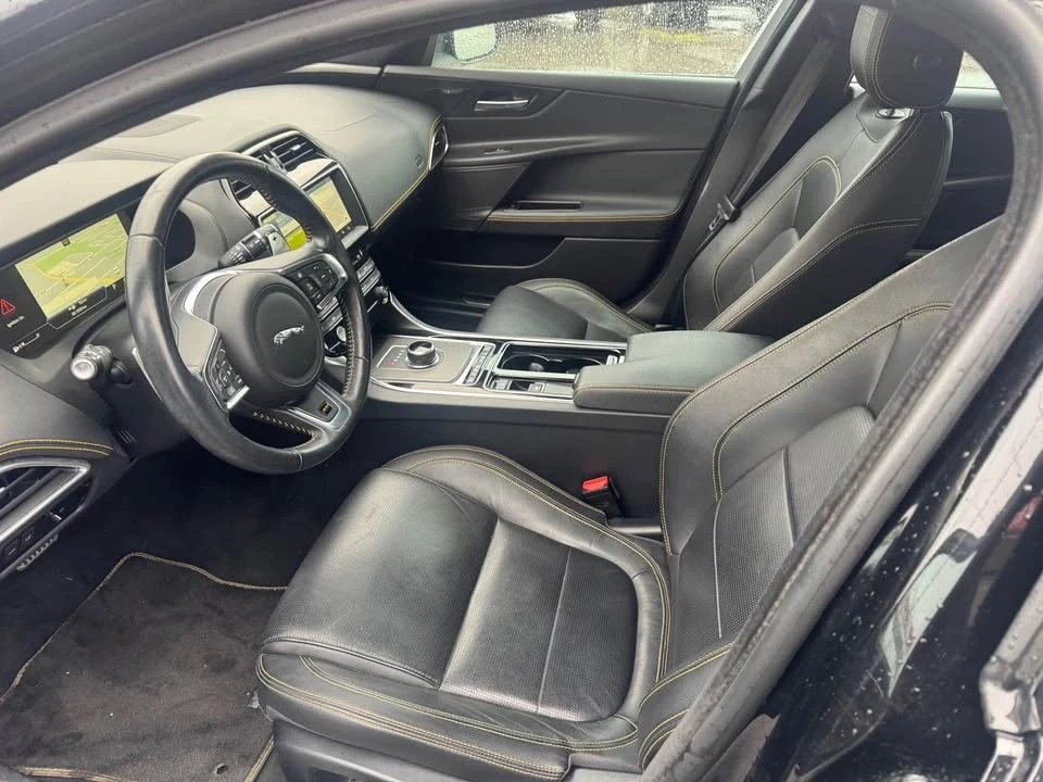 2019 Jaguar XE - Image 3 of 12