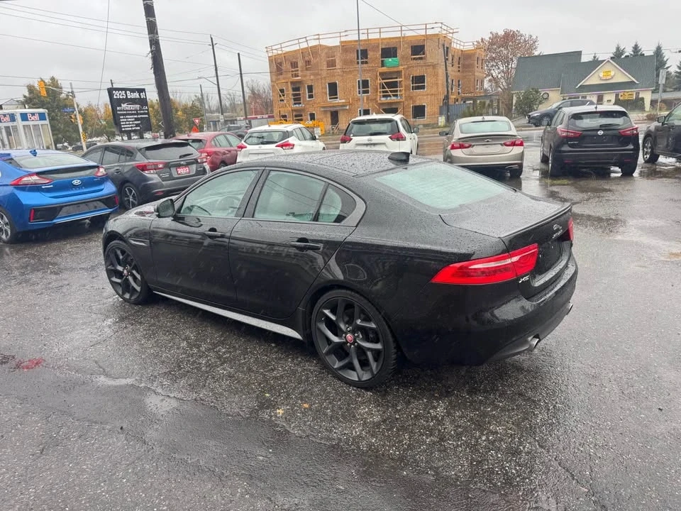 2019 Jaguar XE - Image 5 of 12