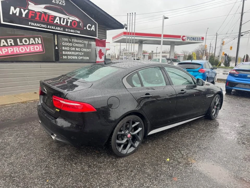 2019 Jaguar XE - Image 2 of 12