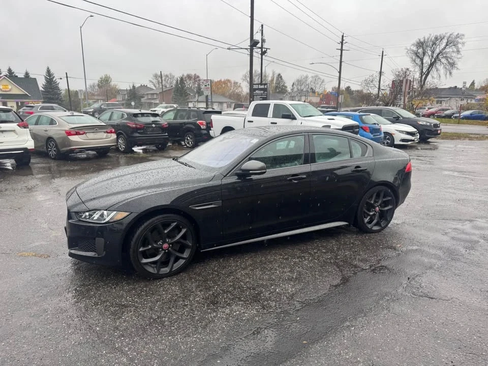 2019 Jaguar XE - Image 6 of 12