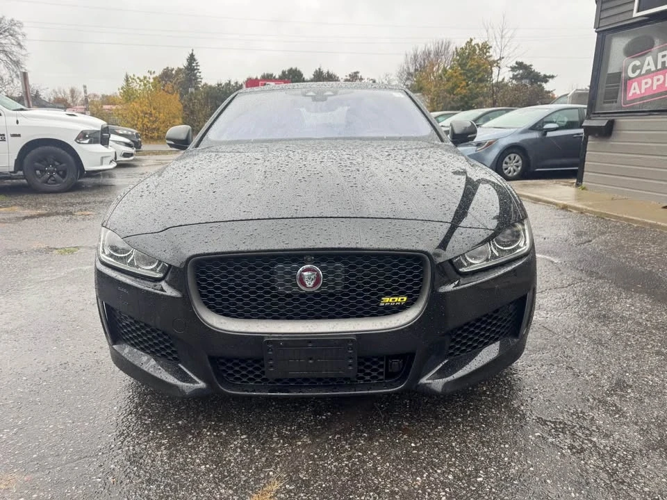 2019 Jaguar XE - Image 8 of 12