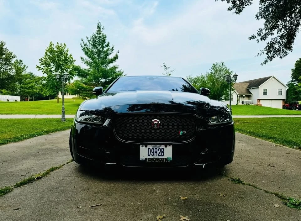 2019 Jaguar XE - Image 12 of 12
