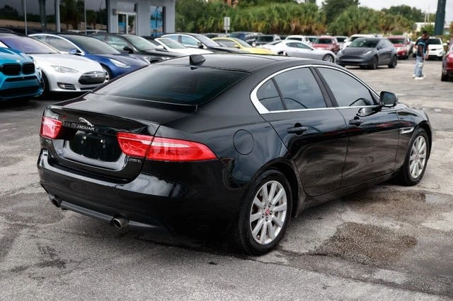 2019 Jaguar XE - Image 11 of 19