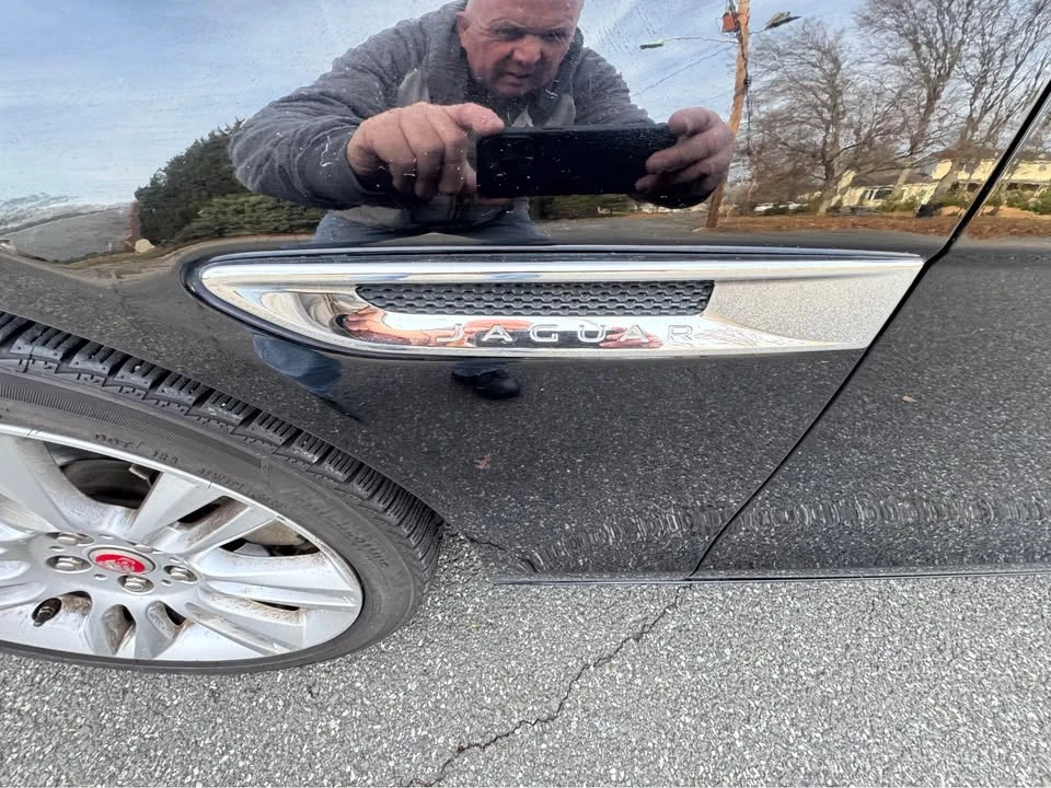2019 Jaguar XE - Image 18 of 20
