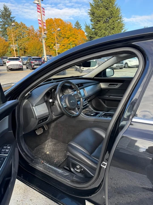 2019 Jaguar X260 XF - Image 10 of 12