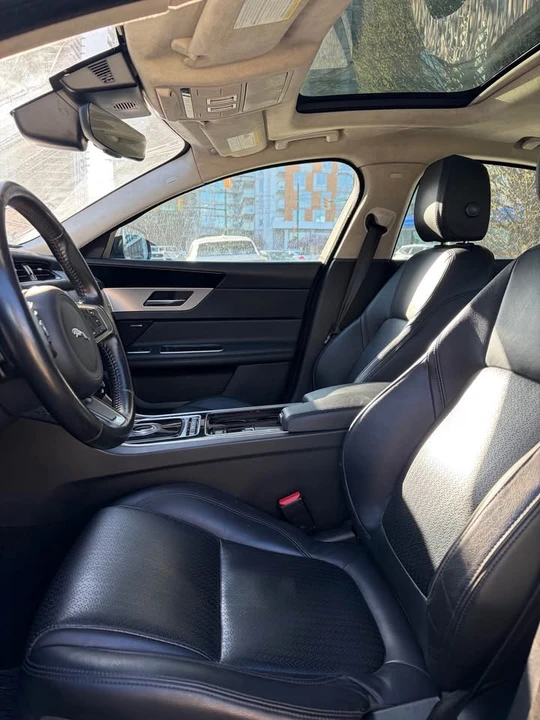 2019 Jaguar X260 XF - Image 3 of 8
