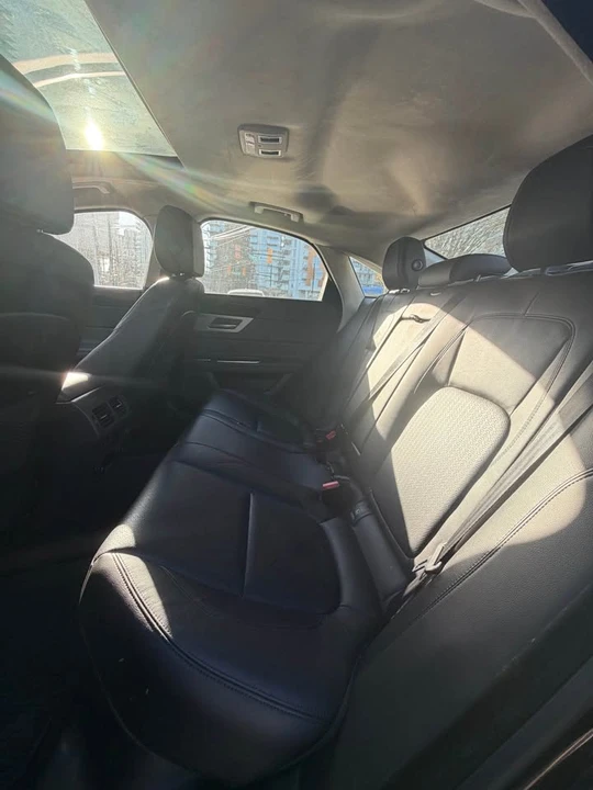 2019 Jaguar X260 XF - Image 7 of 8