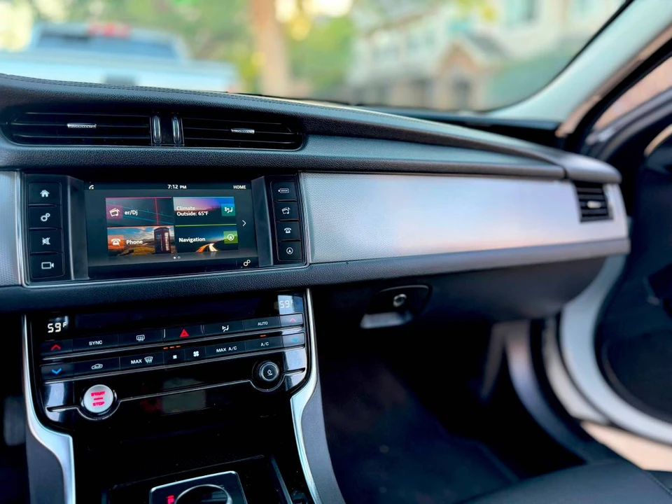 2019 Jaguar X260 XF - Image 9 of 14