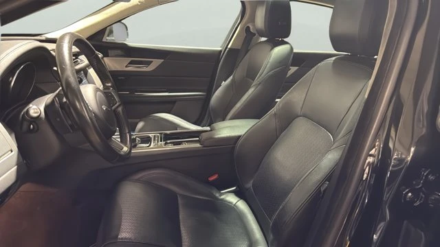 2019 Jaguar X260 XF - Image 14 of 20