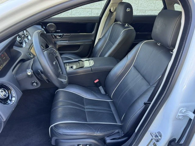 2019 Jaguar X351 XJ - Image 7 of 20