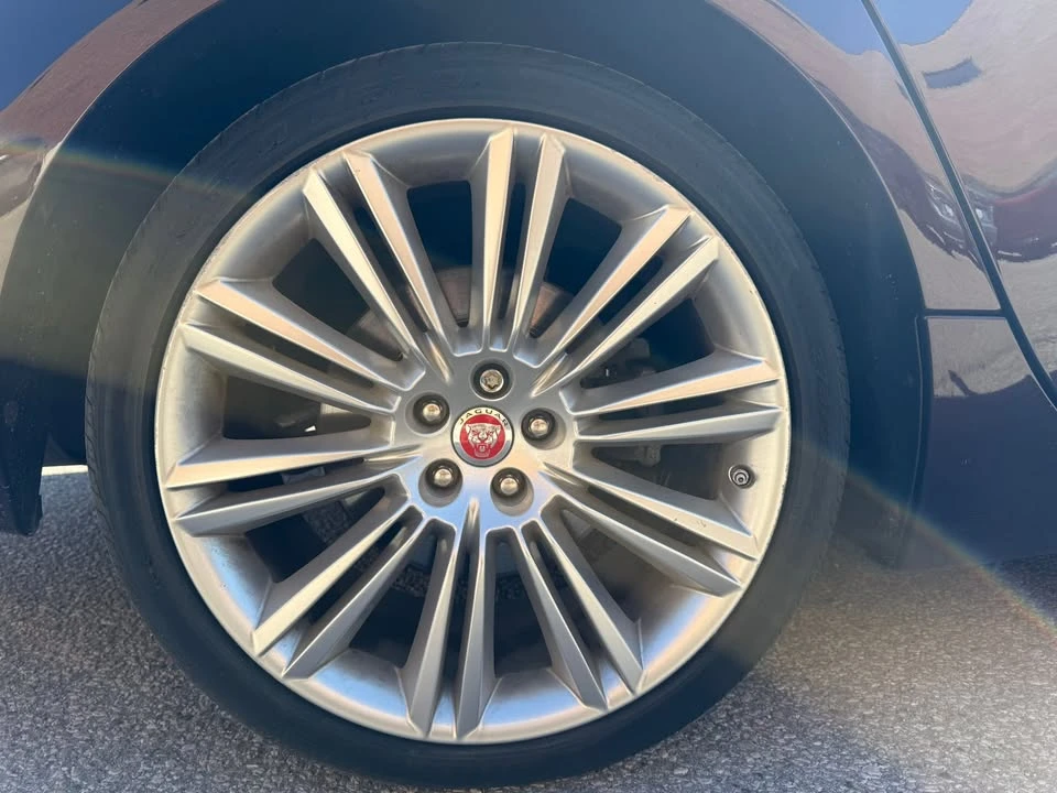 2019 Jaguar X351 XJ - Image 7 of 13
