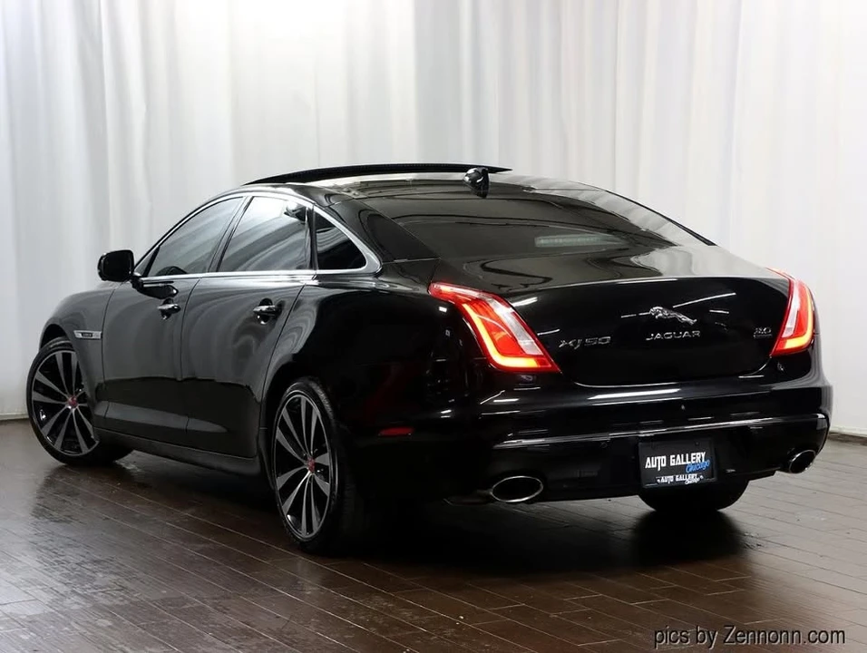 2019 Jaguar X351 XJ - Image 8 of 14