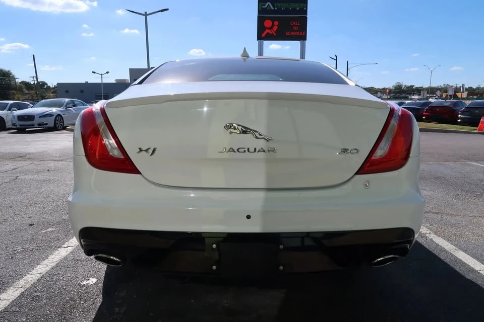 2019 Jaguar X351 XJ - Image 9 of 20