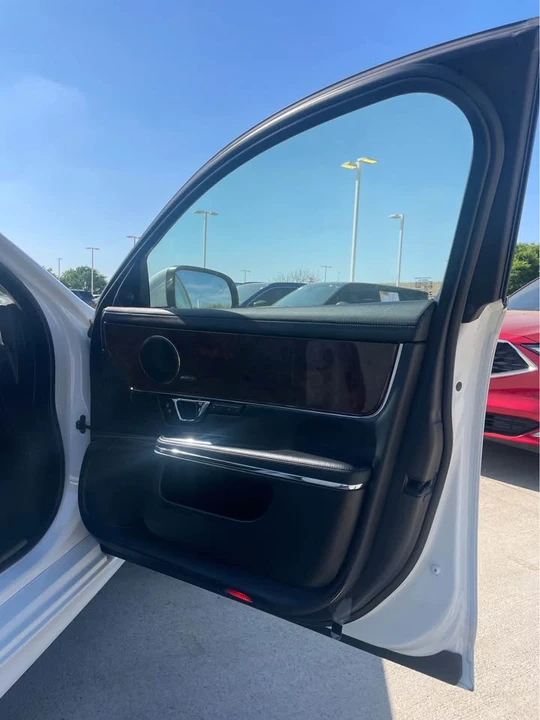 2019 Jaguar X351 XJ - Image 12 of 12