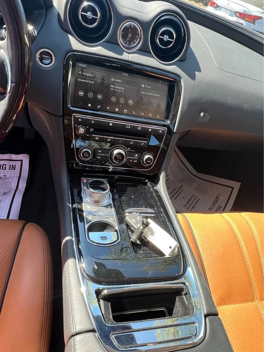 2019 Jaguar X351 XJR - Image 4 of 5
