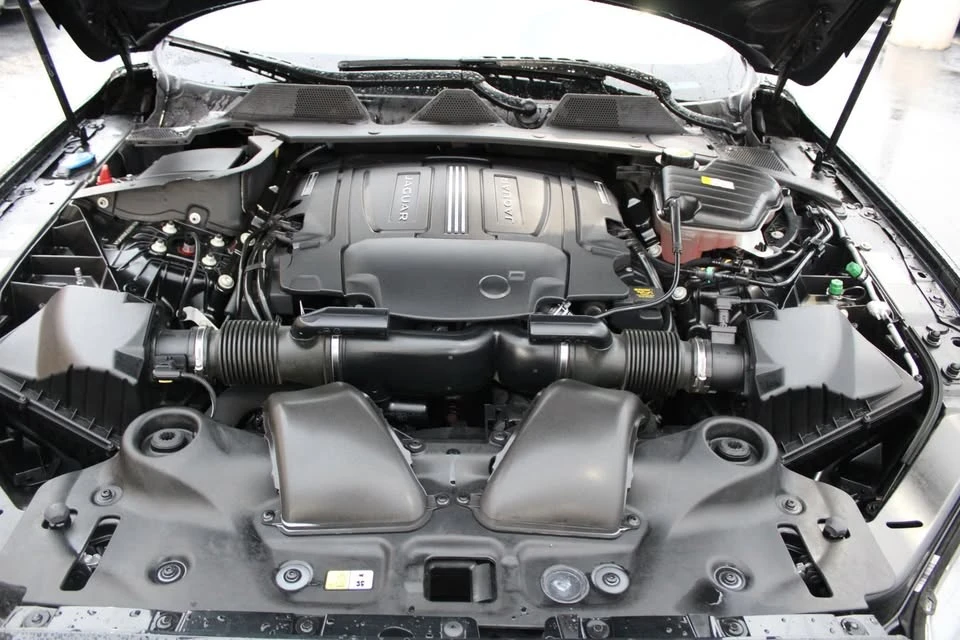2019 Jaguar X351 XJ - Image 19 of 20