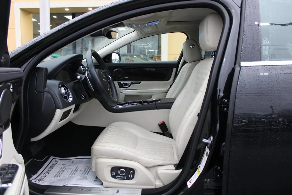 2019 Jaguar X351 XJ - Image 7 of 20