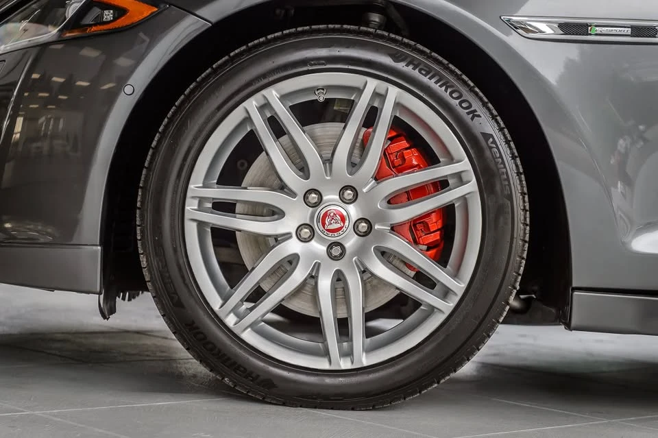 2019 Jaguar X351 XJ - Image 5 of 20