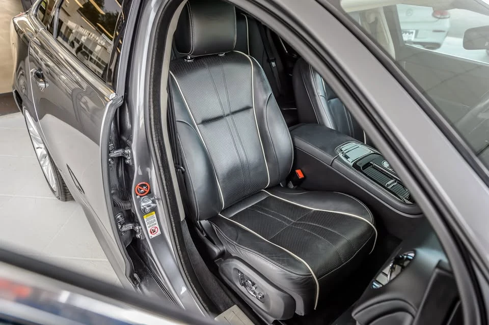 2019 Jaguar X351 XJ - Image 16 of 20
