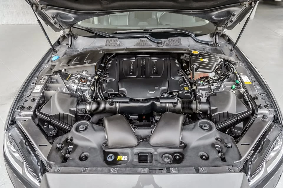 2019 Jaguar X351 XJ - Image 6 of 20