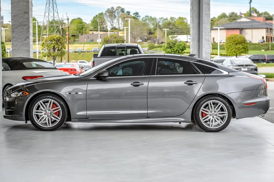 2019 Jaguar X351 XJ - Image 18 of 20