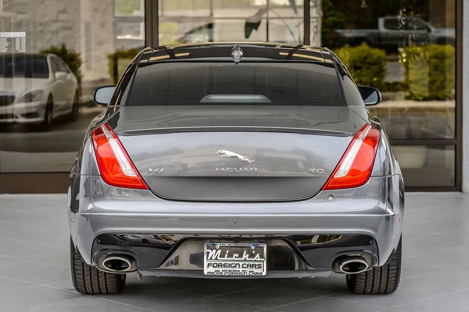 2019 Jaguar X351 XJ - Image 4 of 20