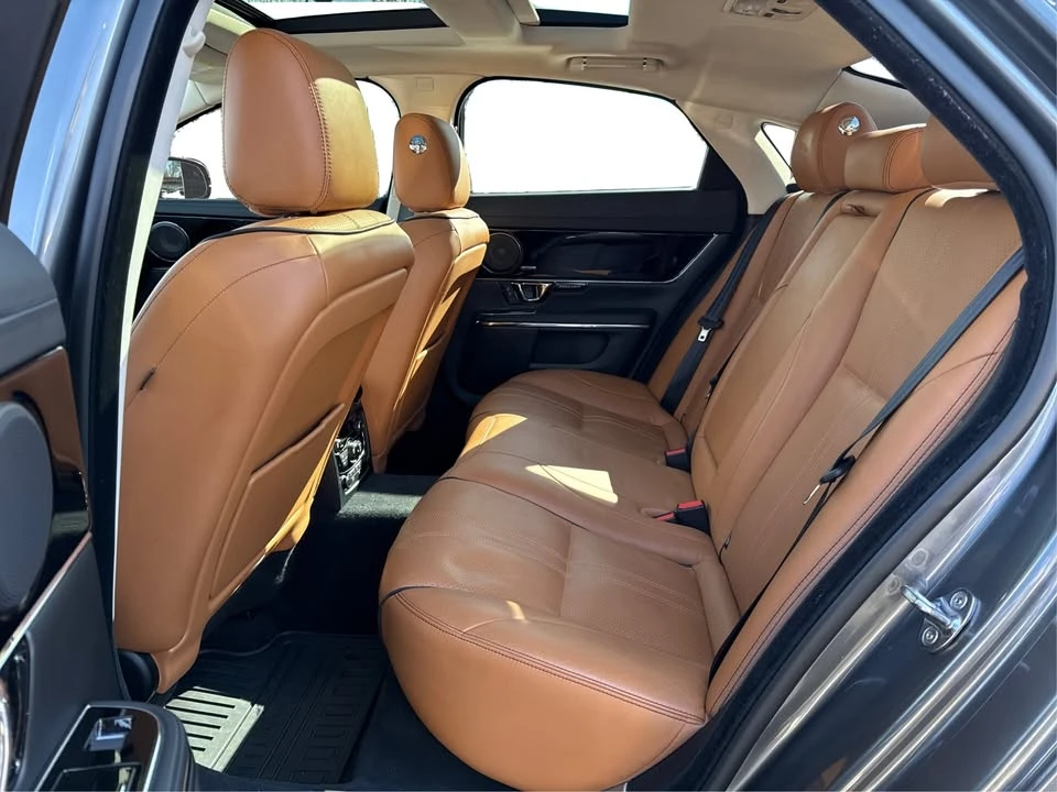 2019 Jaguar X351 XJR - Image 11 of 20