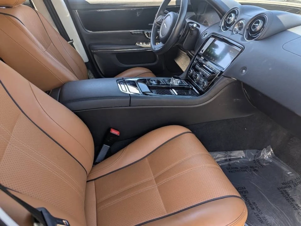 2019 Jaguar X351 XJR - Image 11 of 20