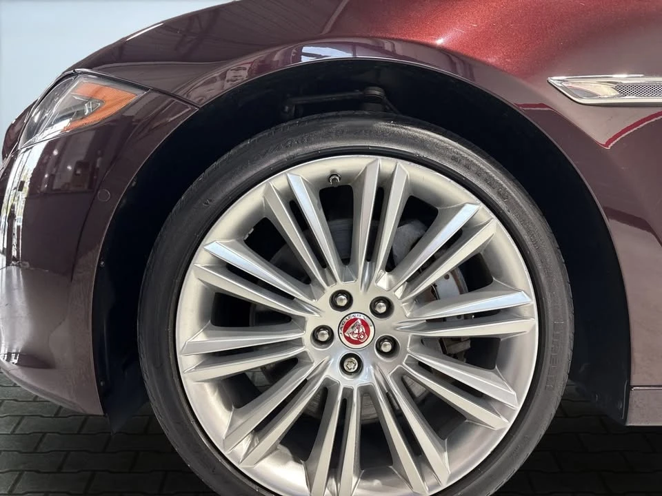 2019 Jaguar X351 XJ - Image 17 of 20