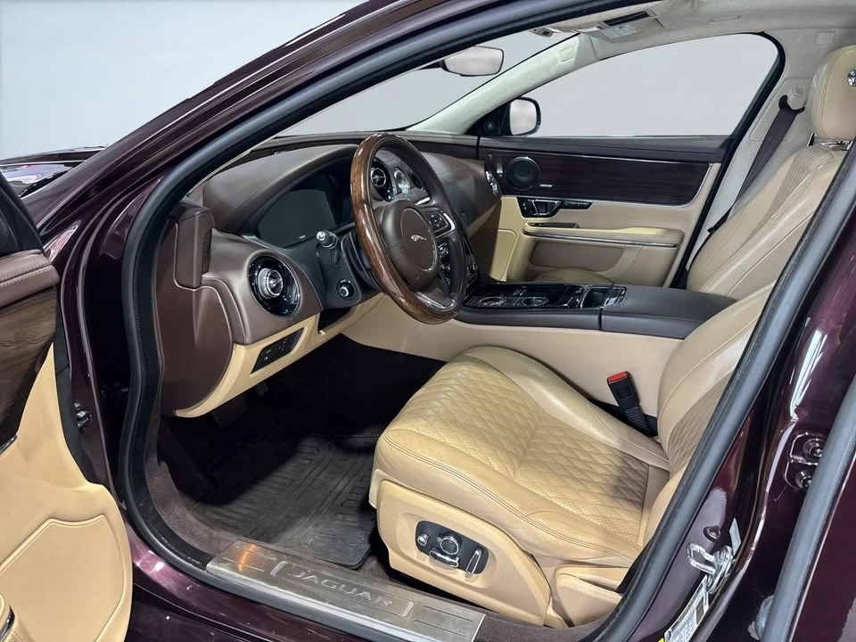 2019 Jaguar X351 XJ - Image 8 of 20