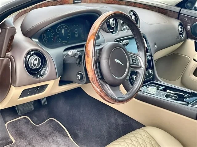 2019 Jaguar X351 XJ - Image 2 of 6