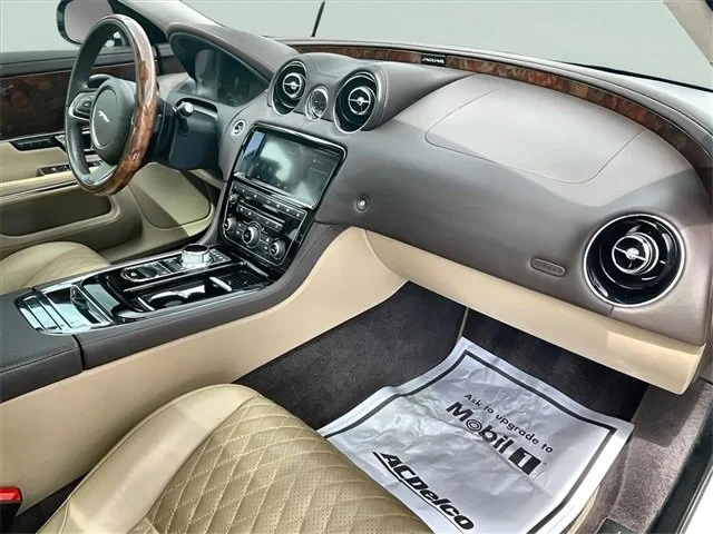 2019 Jaguar X351 XJ - Image 5 of 6