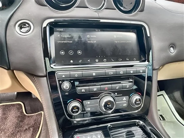 2019 Jaguar X351 XJ - Image 3 of 6