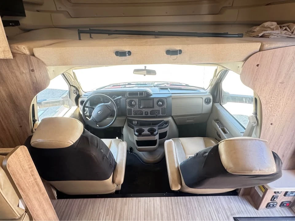 2019 Jayco - Image 16 of 20