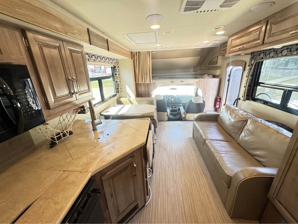 2019 Jayco - Image 13 of 20