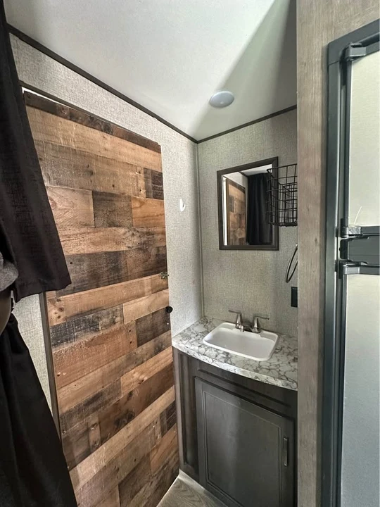 2019 Jayco - Image 9 of 9