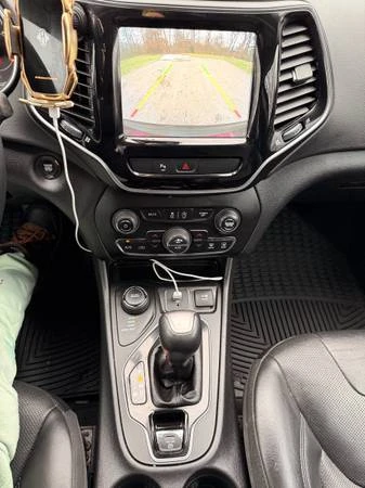 2019 Jeep KL Cherokee - Image 19 of 20