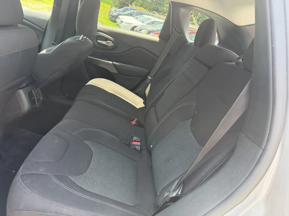 2019 Jeep KL Cherokee - Image 6 of 25