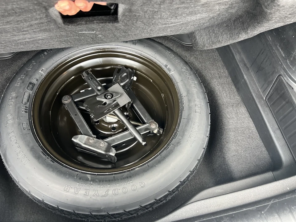 2019 Jeep KL Cherokee - Image 9 of 12