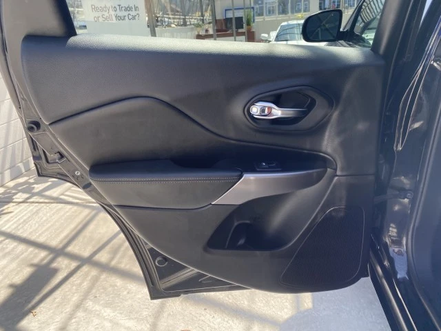 2019 Jeep KL Cherokee - Image 29 of 31