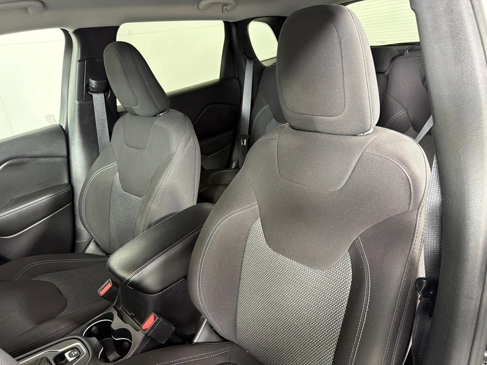 2019 Jeep KL Cherokee - Image 11 of 23