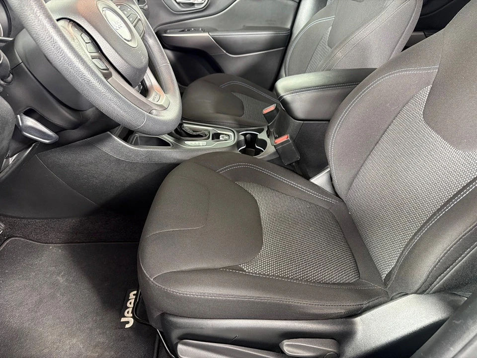 2019 Jeep KL Cherokee - Image 10 of 23