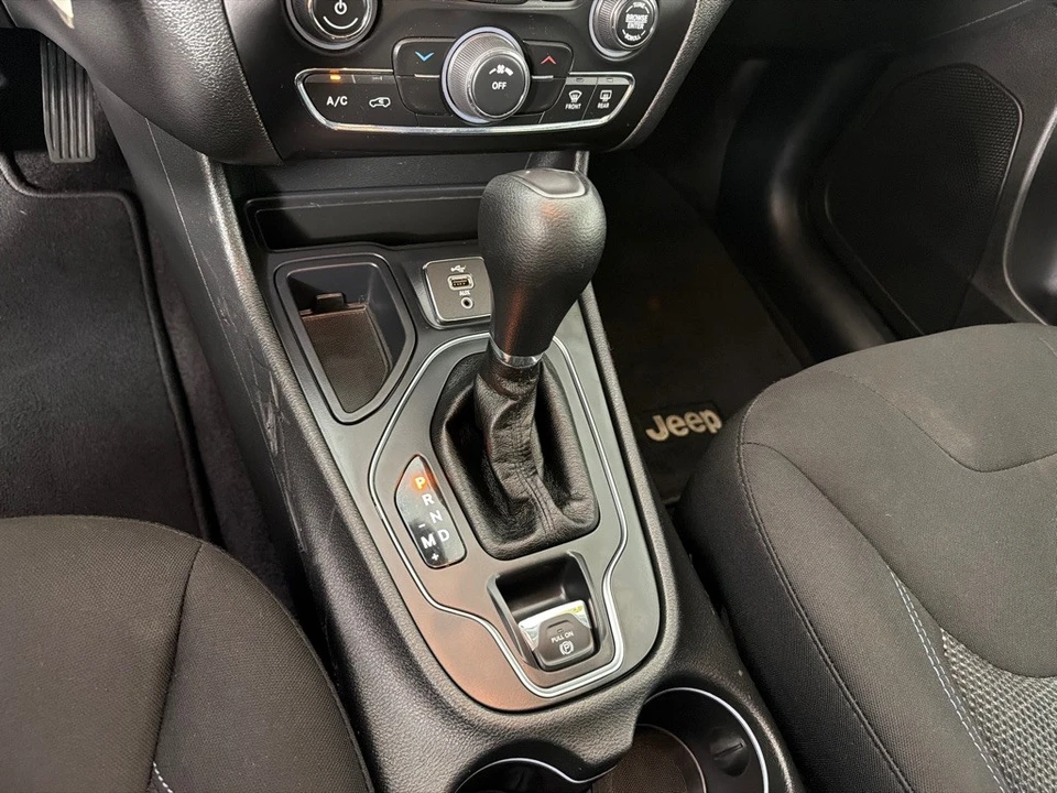 2019 Jeep KL Cherokee - Image 17 of 26