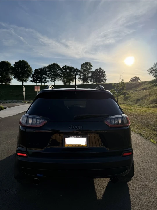 2019 Jeep KL Cherokee - Image 4 of 27