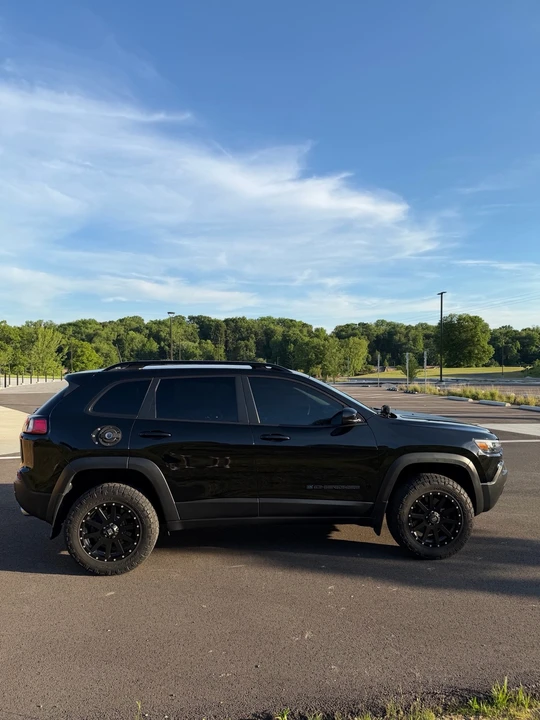 2019 Jeep KL Cherokee - Image 5 of 27