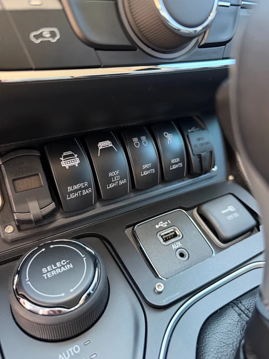 2019 Jeep KL Cherokee - Image 24 of 27