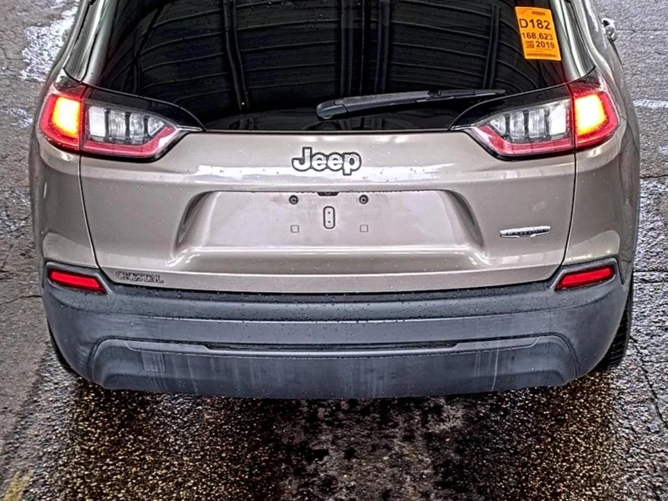 2019 Jeep KL Cherokee - Image 12 of 23