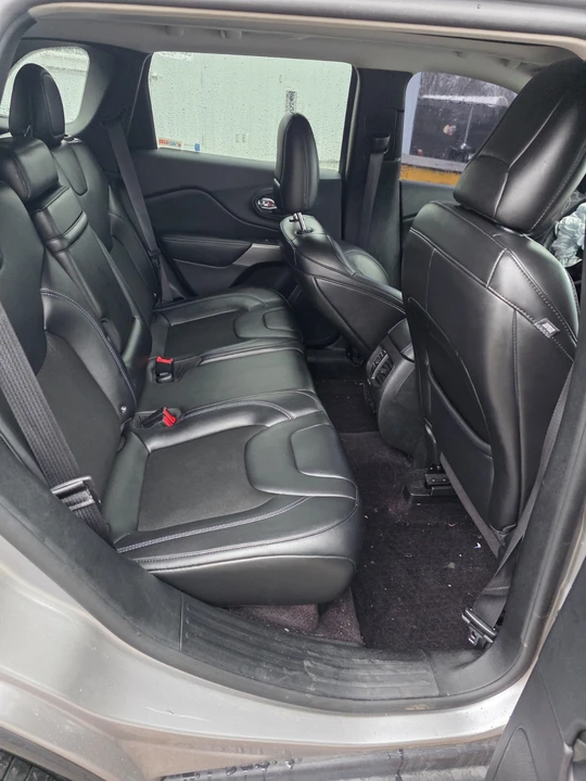 2019 Jeep KL Cherokee - Image 8 of 14