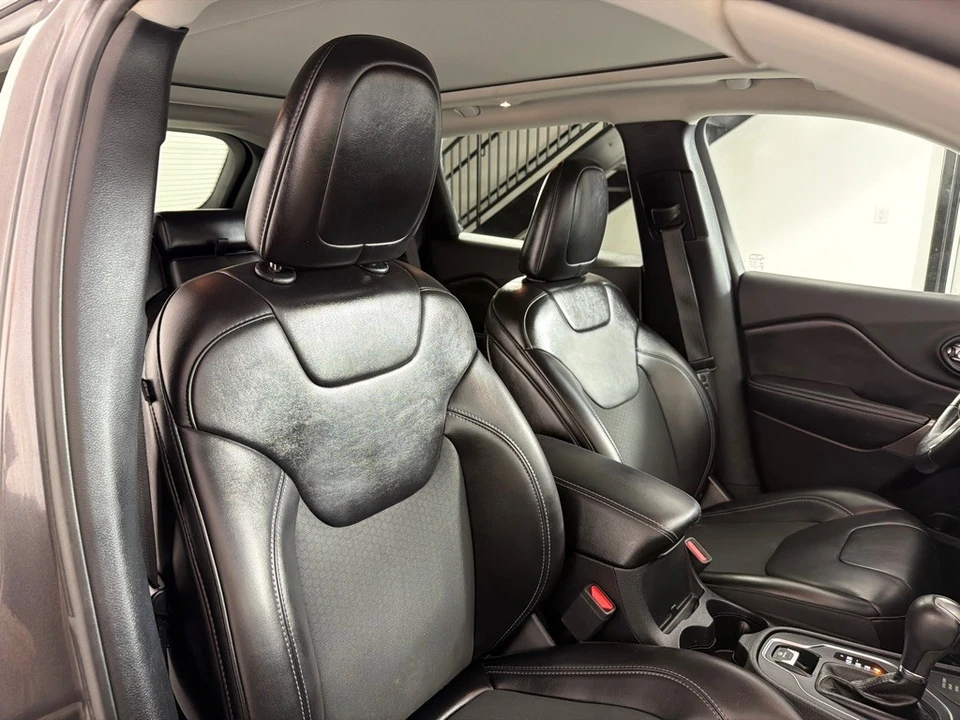 2019 Jeep KL Cherokee - Image 26 of 28