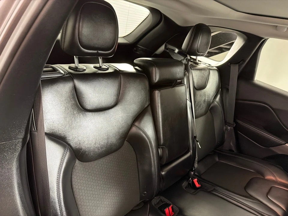 2019 Jeep KL Cherokee - Image 24 of 28